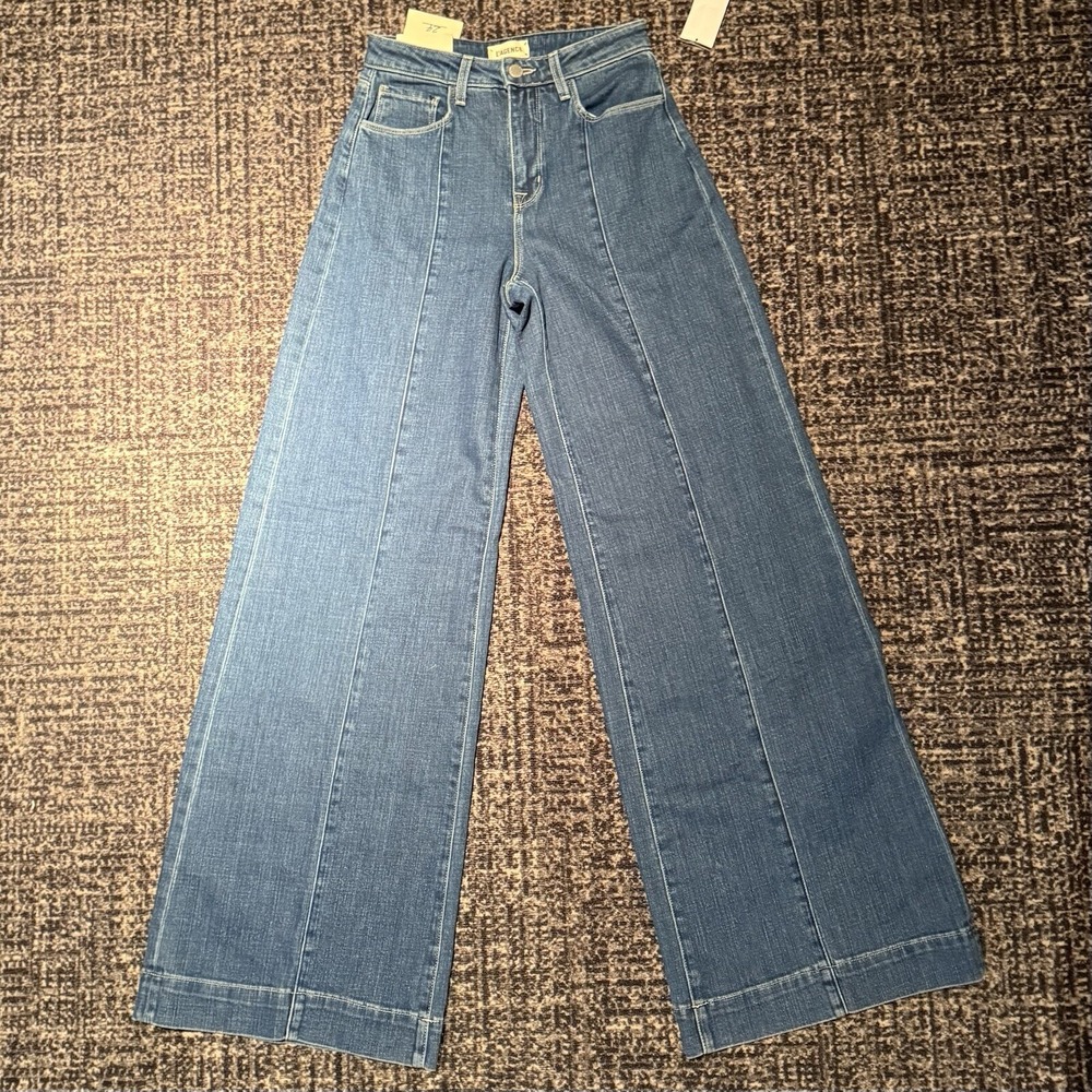 L'AGENCE High-Rise Wide Leg Jeans in Medium Blue